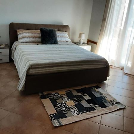 Tre Stelle Bed & Breakfast Porto Torres Exterior foto